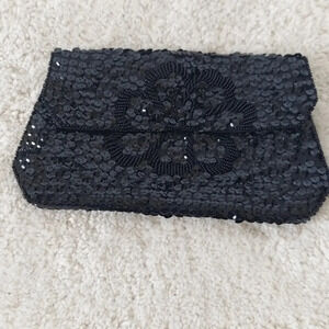 La Regale‎ Vintage Black Sequined Evening Bag with seed Beaded flower